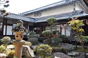 川西市郷土館外観
